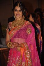 Genelia Deshmukh at the Honey Bhagnani wedding reception on 28th Feb 2012 (14).JPG